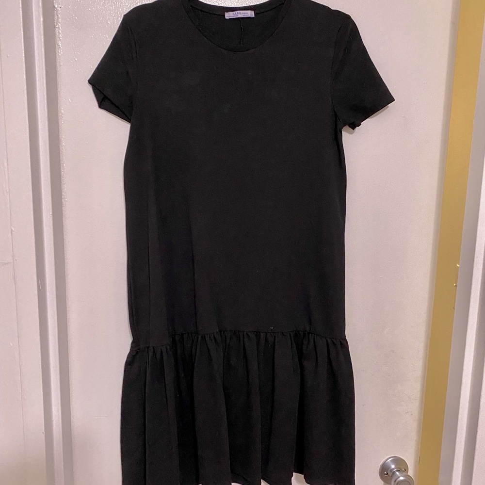 Zara Black Midi T-Shirt Dress with Ruffle